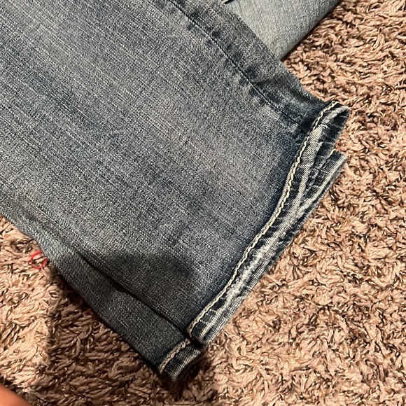 Silver Jeans - Picture 2 of 3